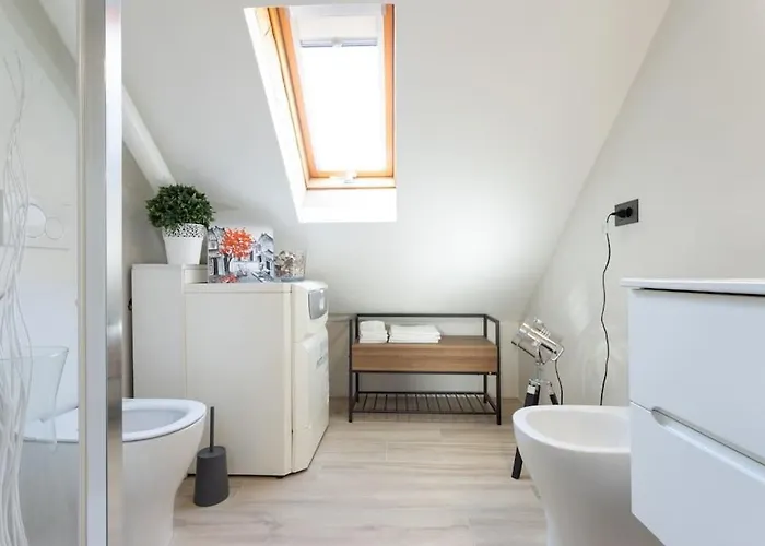 Daire Motor Valley Penthouse - Al Caminetto Modena